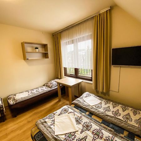 Osrodek Wczasowo-Kolonijny Gron Bed and Breakfast Biały Dunajec Eksteriør billede