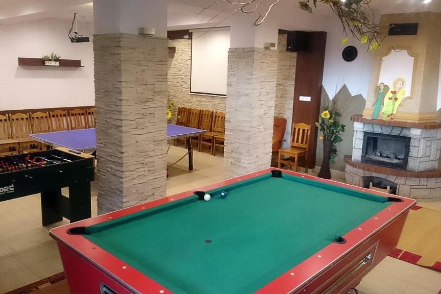 Osrodek Wczasowo-Kolonijny Gron Bed and Breakfast Biały Dunajec Eksteriør billede